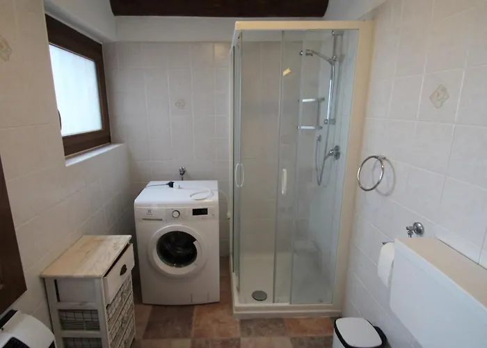 Semesterbostad Nini By Interhome Trarego